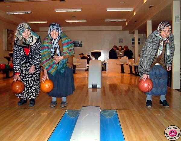 Pas D Age Pour Jouer Au Bowling